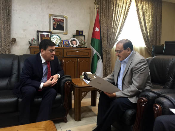 Minister of Higher Education and Scientific Research Adel Tweisi meets with Hungarian Ambassador Csaba Czibere in Amman on Tuesday (Photo courtesy of Hungarian embassy)